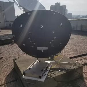 Antenne VSAT en bande Ka de 1,8 m