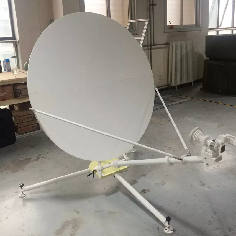 4.5m C/Ku band satellite communication antenna