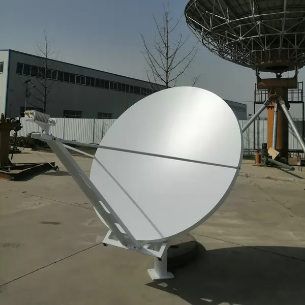 4.5m C/Ku band satellite communication antenna