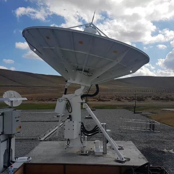 Antena de comunicação por satélite de banda C/Ku de 4,5 m